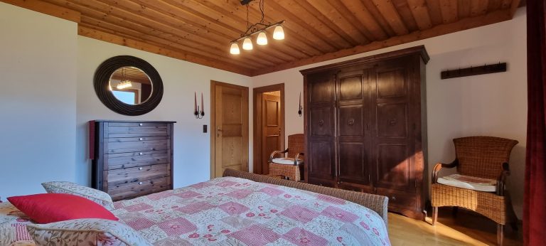 Schlafzimmer 4 (1. Stock)