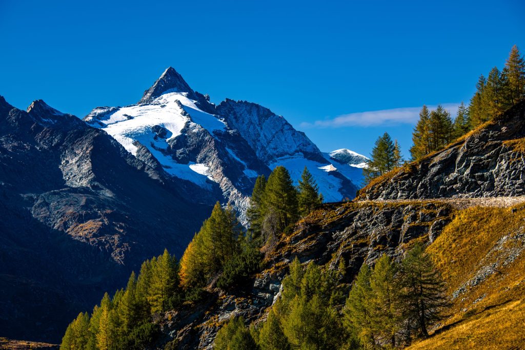 Der Großglockner von der Hochalpenstraße aus