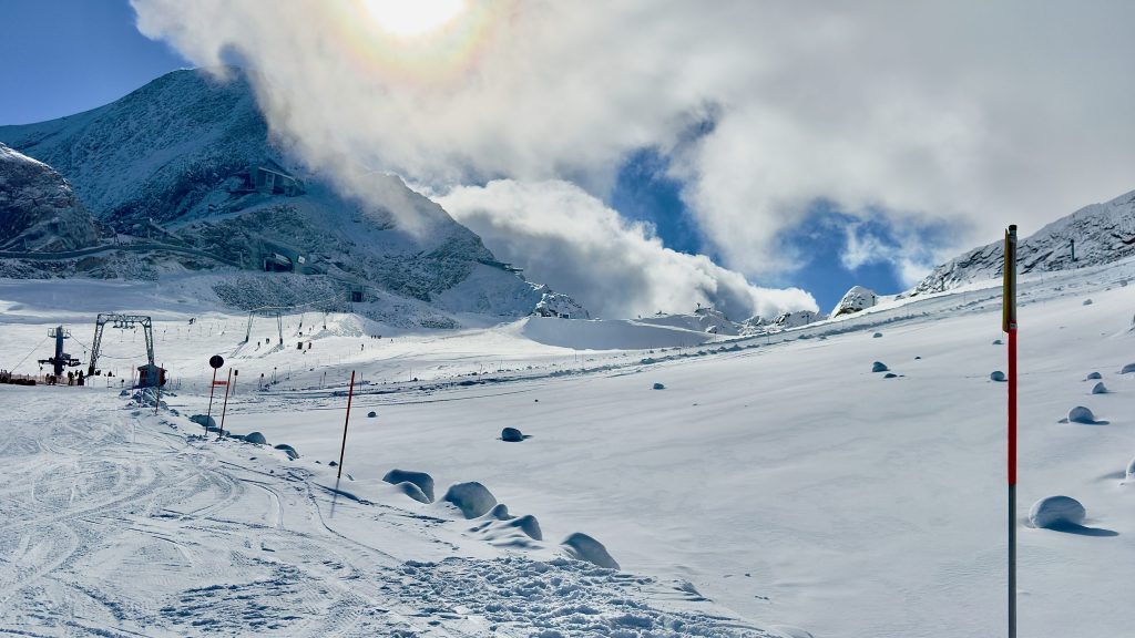 Glacier slopes and lifts on the Kitzsteinhorn